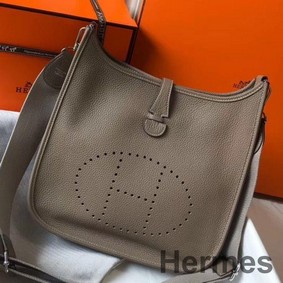 Hermes Evelyne III 29 PM Bag In Tourterelle Clemence Leather