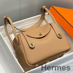 Hermes Lindy 26cm Bag In Chai Clemence Leather GHW