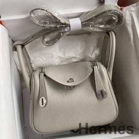 Hermes Mini Lindy Handmade Bag In Pearl Grey Clemence Leather