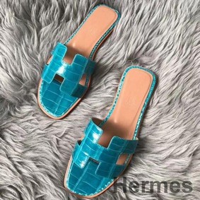 Hermes Oran Sandals In Blue Paon Shiny Niloticus Crocodile