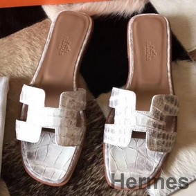 Hermes Oran Sandals In Himalaya Matt Niloticus Crocodile