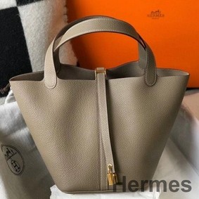 Hermes Picotin Lock 22 Bag In Tourterelle Clemence Leather